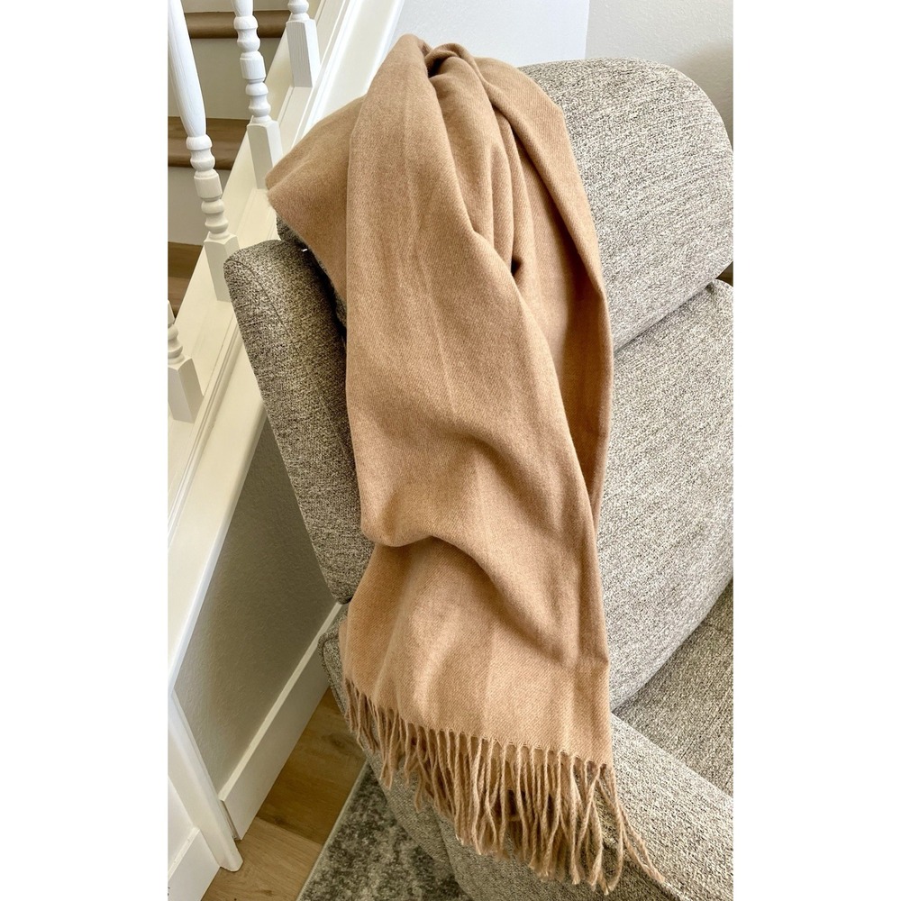 Lot of 2 Soft Scarves / Wraps With Fringe Heavyweight Camel & Ivory Cashmere - Picture 4 of 12